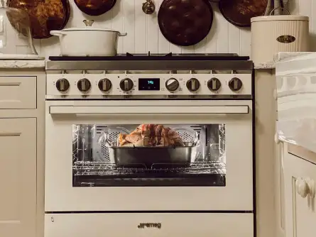 Four gazinière SMEG beige